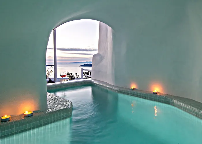 Revelis Villa & Canava Fira 