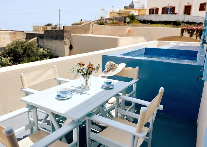 Flora'S House & Cave Winery Villa Pyrgos Kallistis