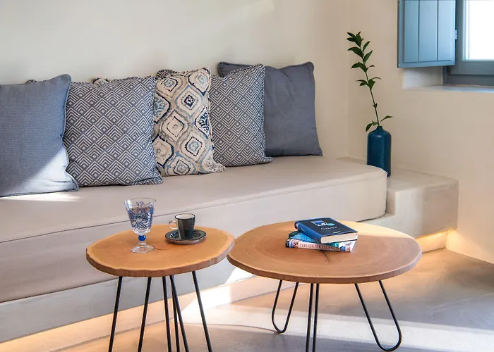 Halcyon Days Suites Pyrgos Kallistis