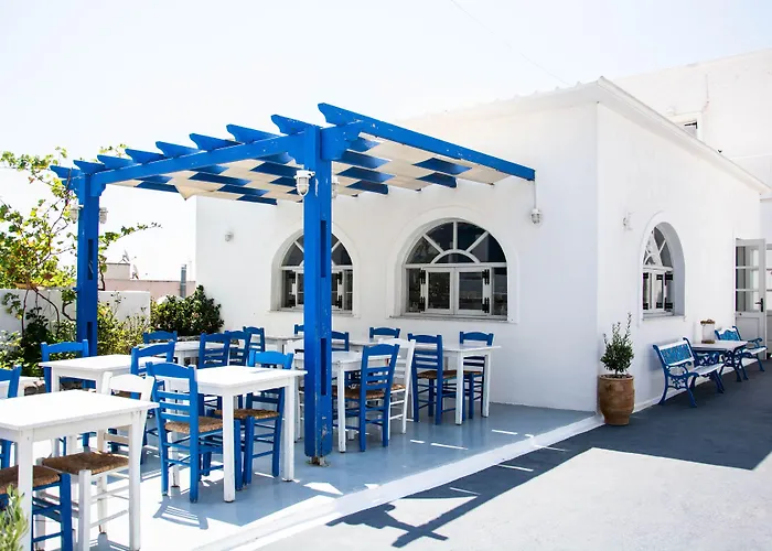 Carlos Pension Akrotiri 