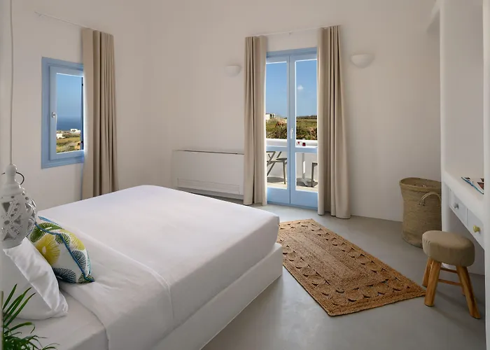 Este Luxury Suites Fira 