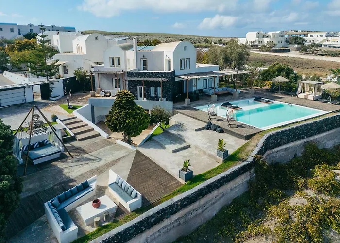 A&V Sea View Villa Fira 