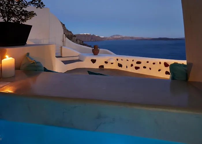 Villa Blue Art Caves Ia