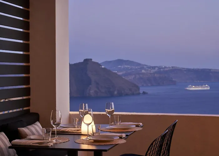 Hotel Mr And Mrs White Oia - Santorini