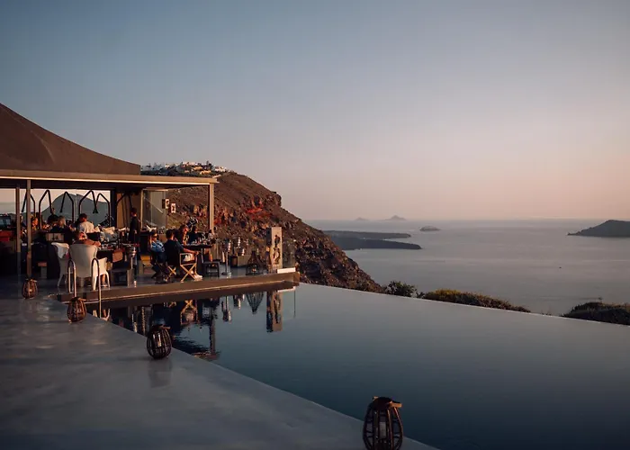 West East Suites Ημεροβίγλι