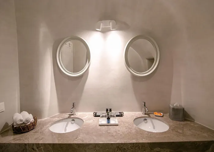 Elegant Santorini Villa Villa Mariniou Private Hot Tub Air Conditioning Oia 