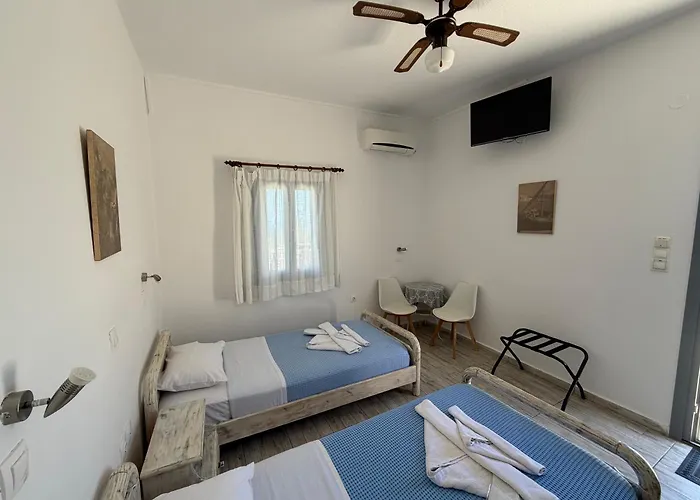 Maryloujohn Villas Oia
