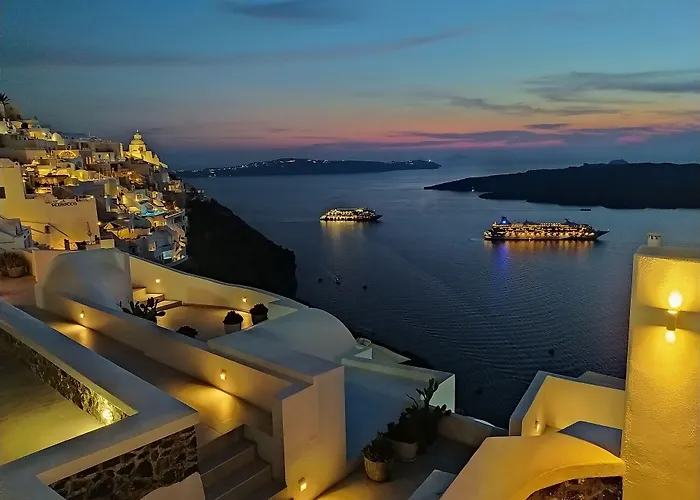 Akron Cliff Suite Fira 
