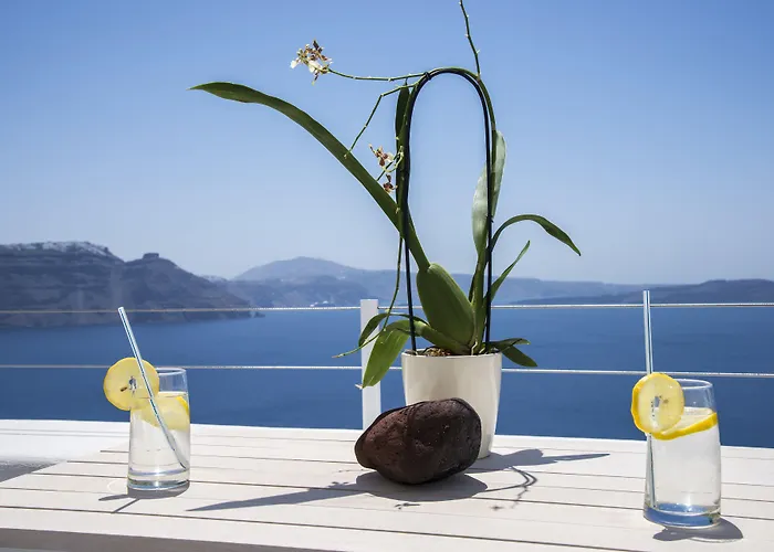 Ambition Suites (Adults Only) Oia 