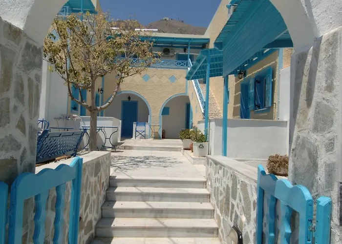 Irini Studios Perissa 