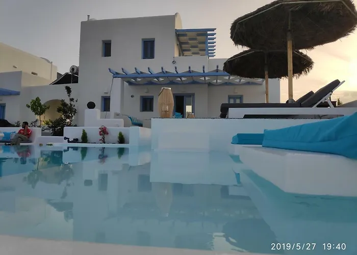 Santoxenia Luxury Villa Kamári