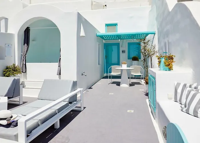 Dreams Luxury Suites Imerovigli  4 star