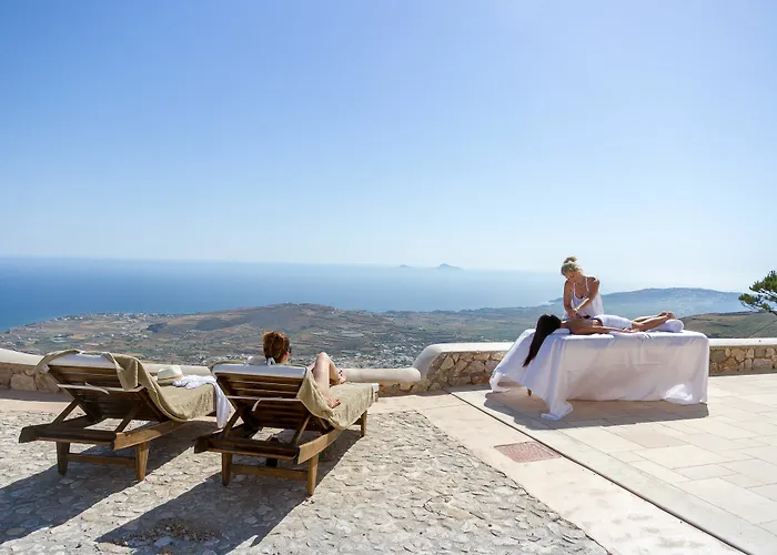 Enastron Suites Perissa 