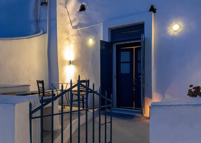 Pet friendly Andreas Cultural Cave House In Imerovigli, Santorini