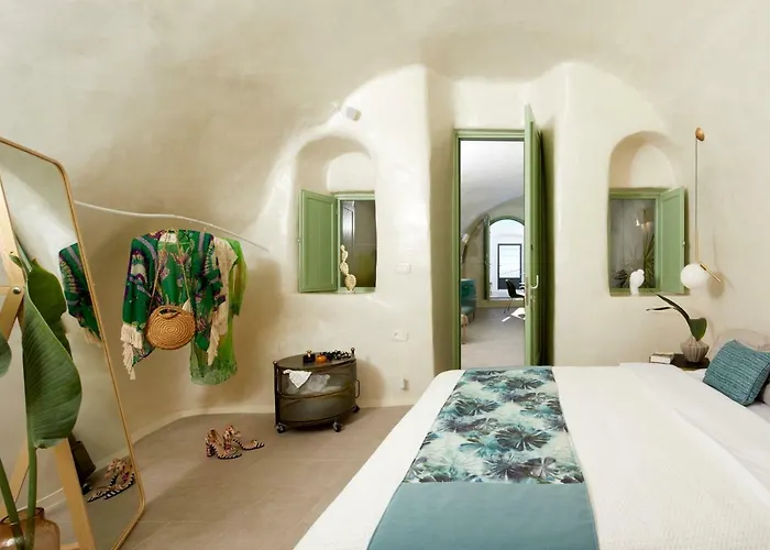 Gitsa Cliff Luxury Villa Imerovigli