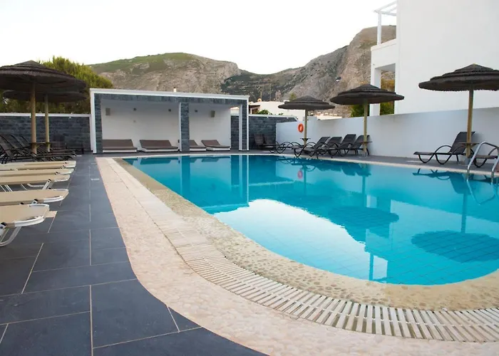 Ino Hotel Kamari 